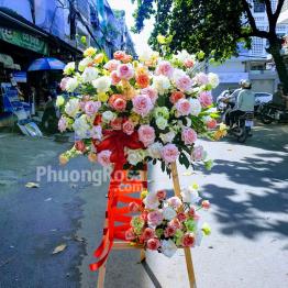 Hoa khai trương tương lai tươi sáng